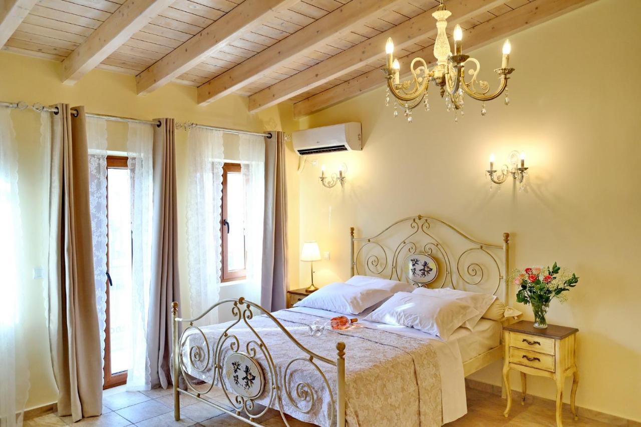 Castellmare Apartment Nafpaktos Exterior photo