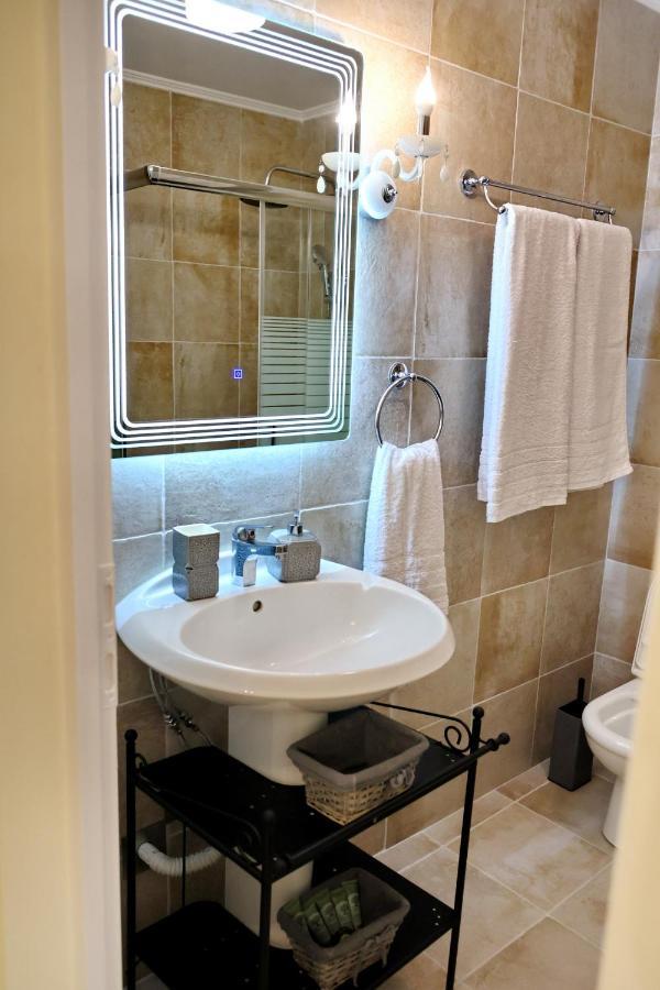 Castellmare Apartment Nafpaktos Exterior photo